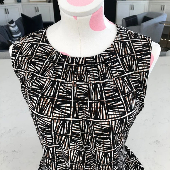 Calvin Klein Sleeveless Scoop Neck Bamboo Print Top Black Tan Wht Sz S NWOT - Picture 5 of 15